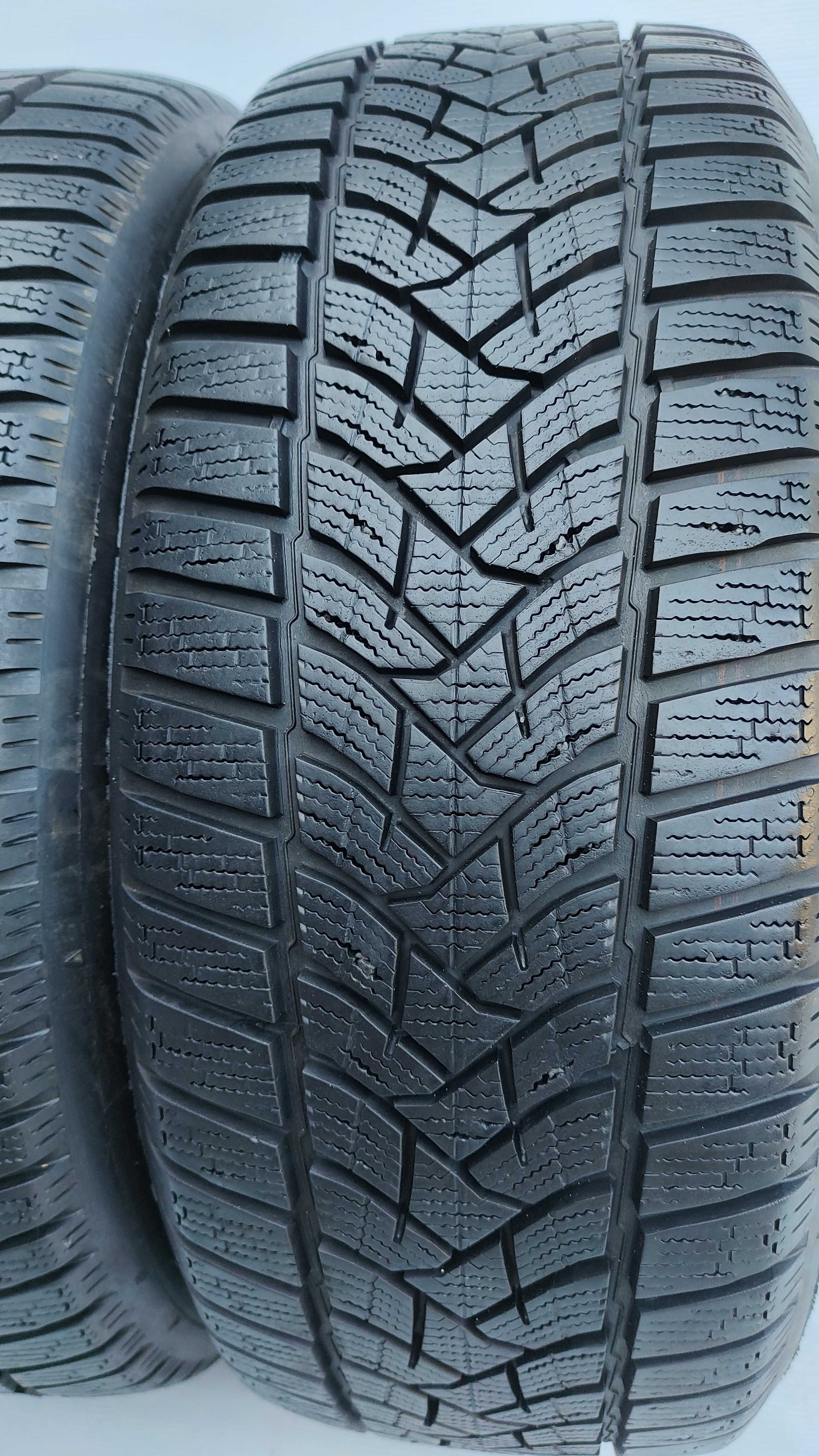 Opony Zimowe 215/55/17 Dunlop 2szt 7,5mm MB