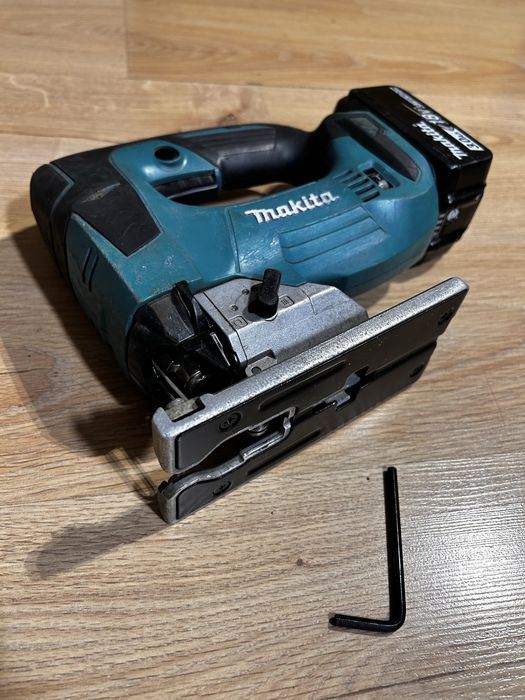 Wyrzynarka Makita bezsczotkowa 18V