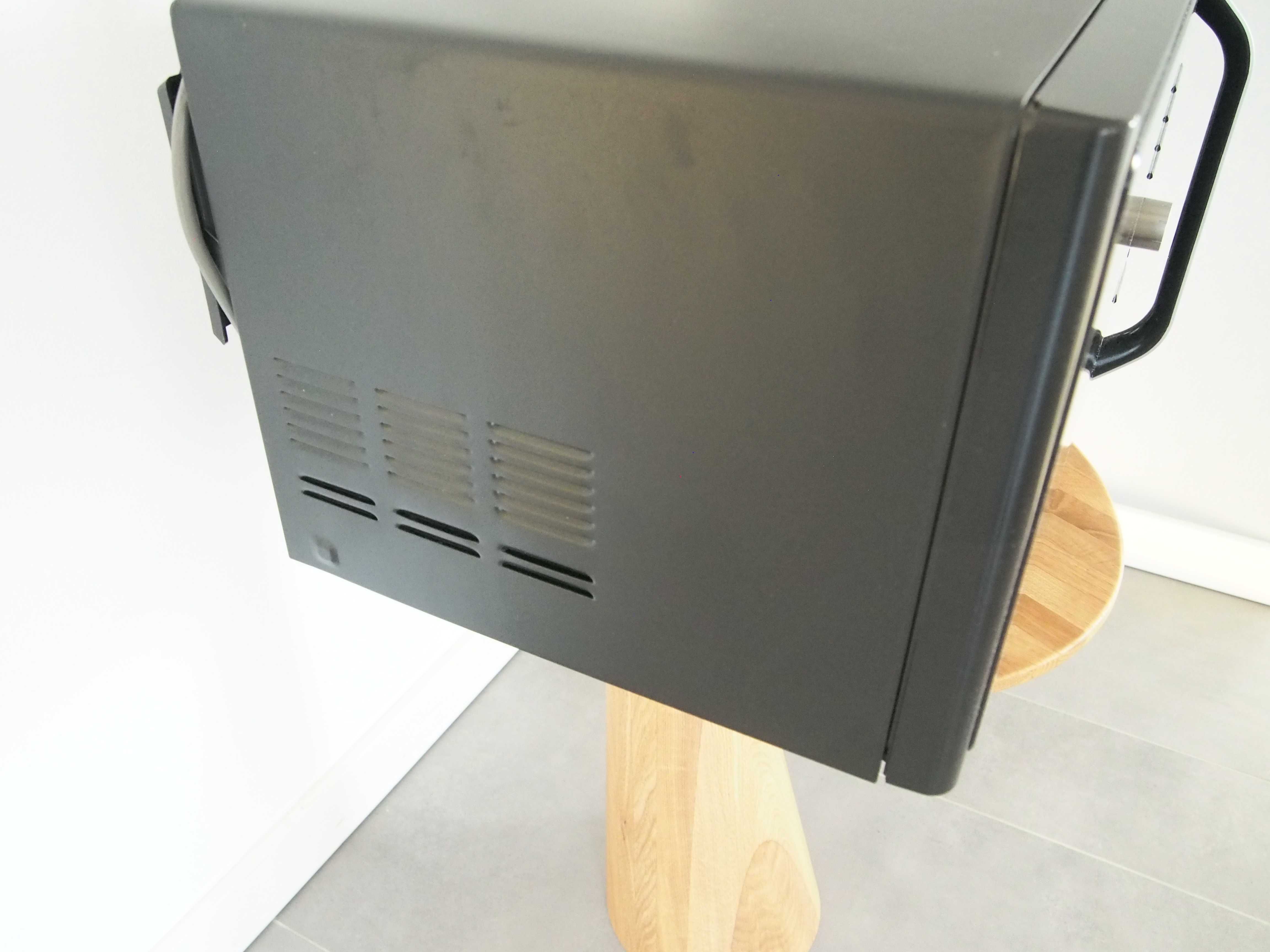 Kuchenka mikrofalowa wolnostojąca Samsung 900W
