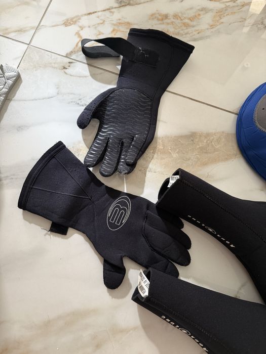 Шкарпетки неопренові, чоботи, рукавички для дайвінгу. Scubapro