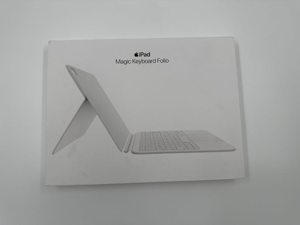 Чохол-клавіатура Apple Magic Keyboard Folio iPad 10 2022 10.9 (MQDP3)