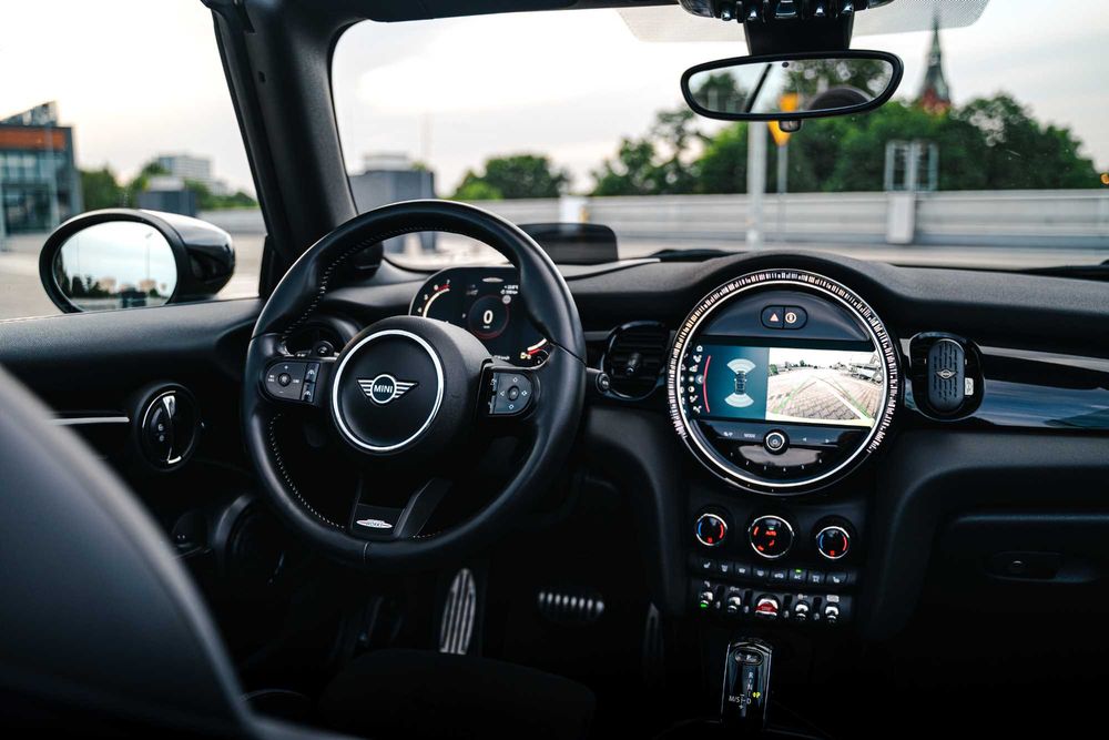 Wynajem MINI Cooper(John Cooper Works)Cabrio wypożyczalnia samochodów
