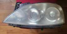 Farol Opel Corsa C (lado do condutor)