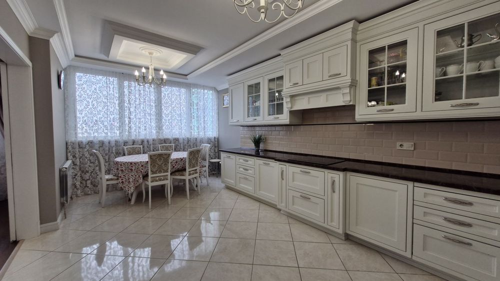 Продам 3к в ЖК Паркова Вежа Перемишльська вул. (Червонопільська), 2г