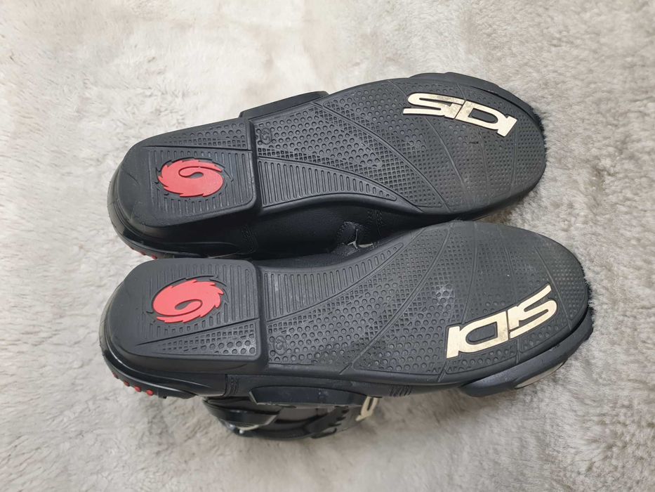 Sidi St 45 , sportowe buty motocyklowe
