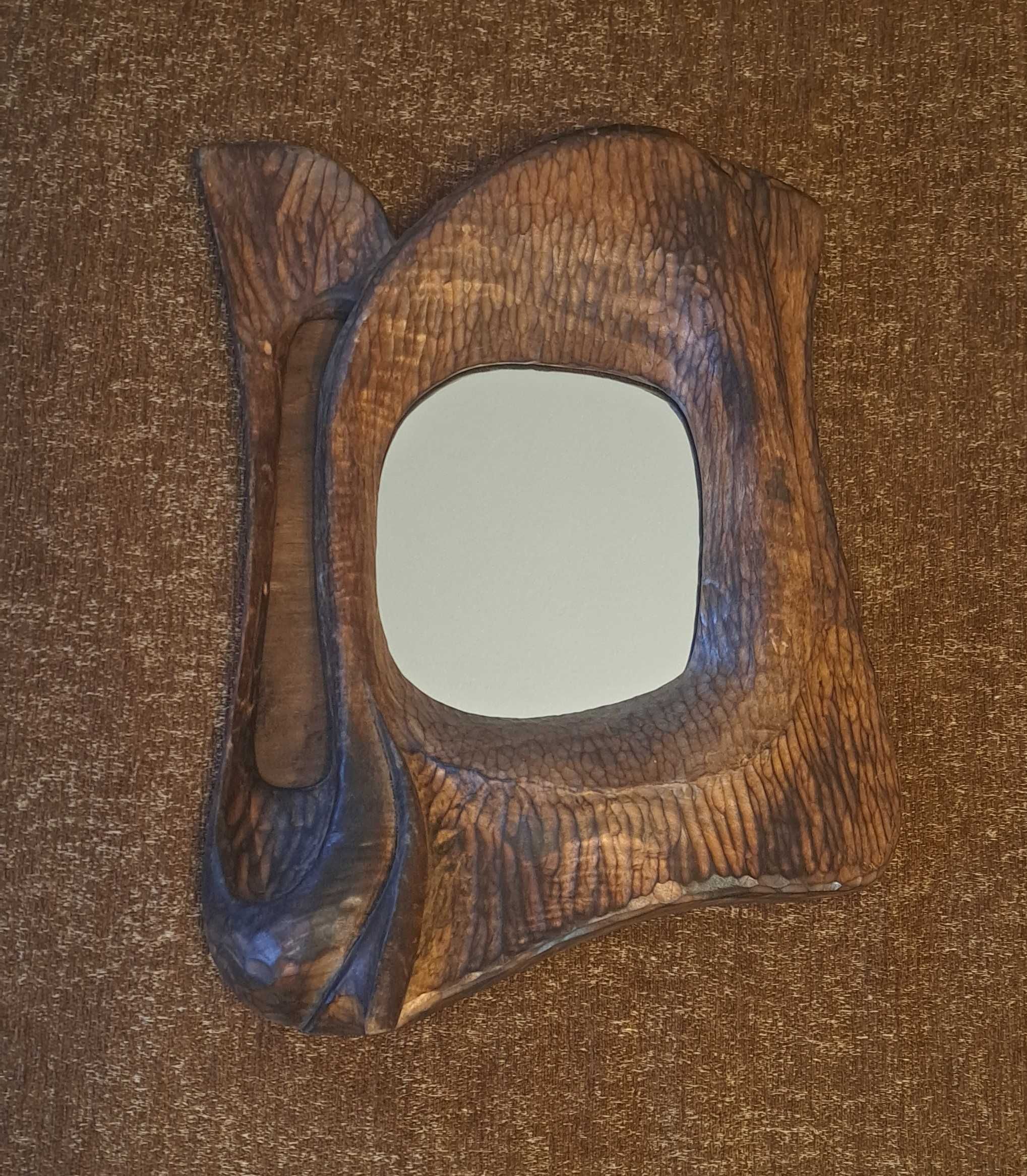 stare lustro w drewnianej ramie ręcznie wykonane