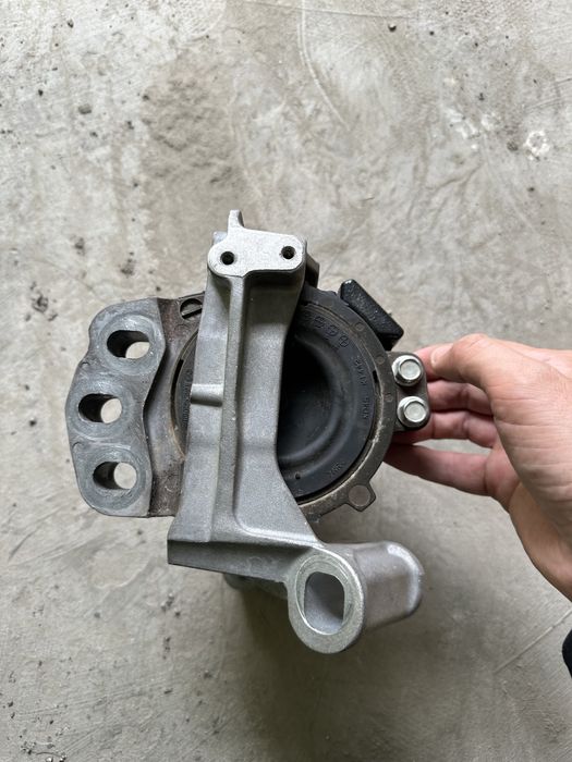 Подушка двигателя Mazda cx-5, Mazda 3, Mazda 6