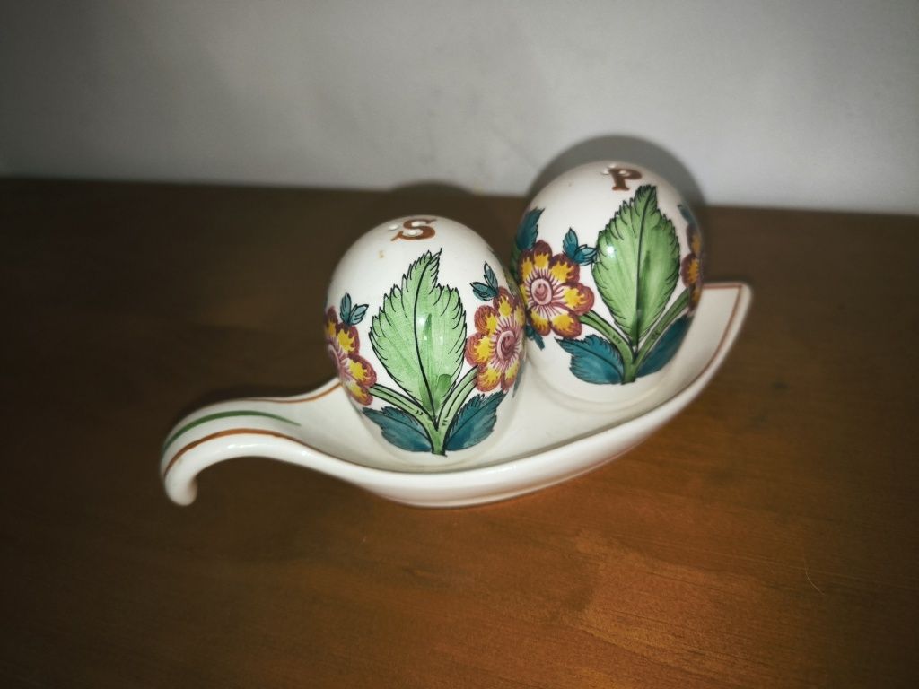 Saleiro e pimenteiro pintado à mão