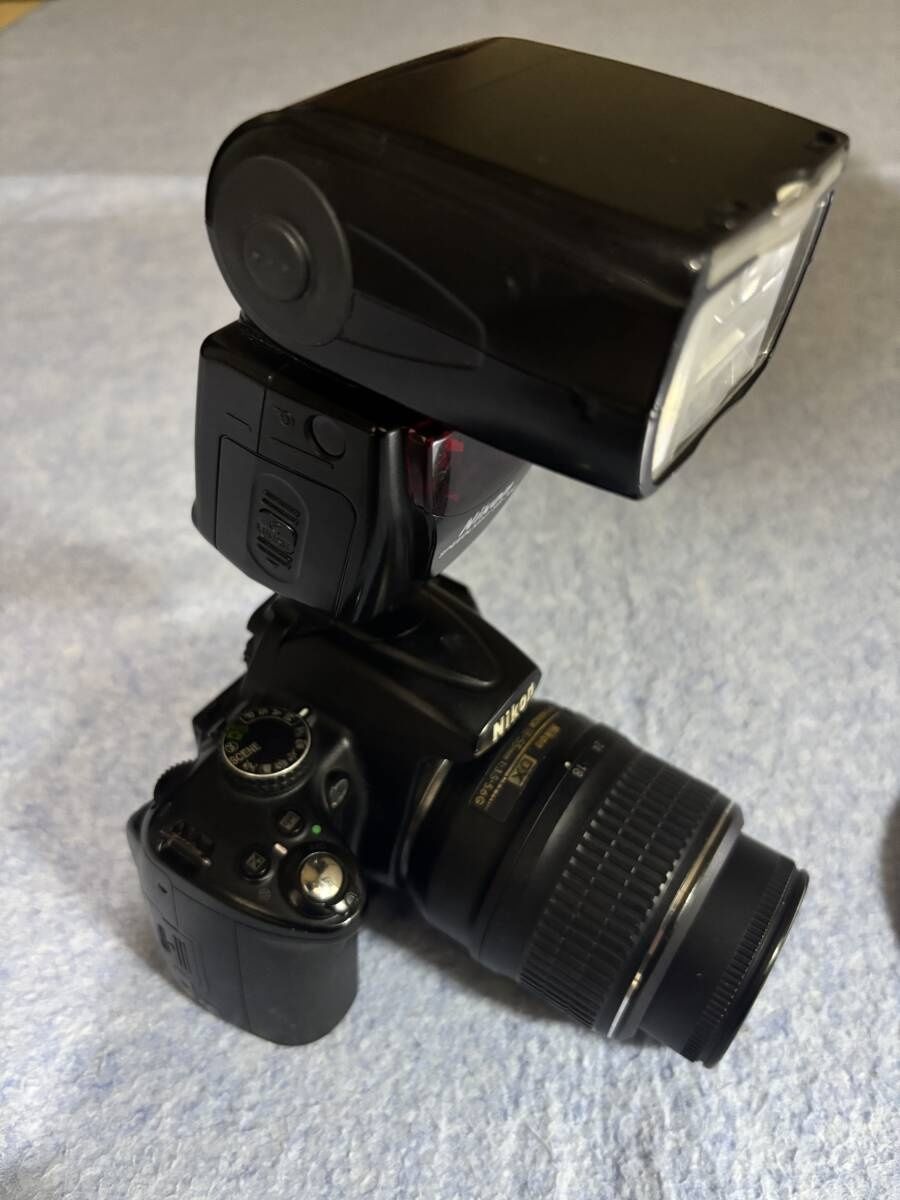 Nikon d5000 + speedlight sb-700