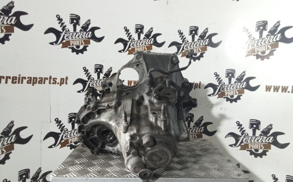 CAIXA DE VELOCIDADES HONDA CIVIC 1.6I VTEC REF: S20