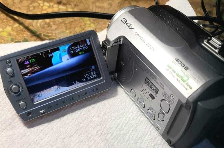 Цифровая камера,JVC,GZ-MG145E,статуэтка фарфор,sharp,с жестким диском
