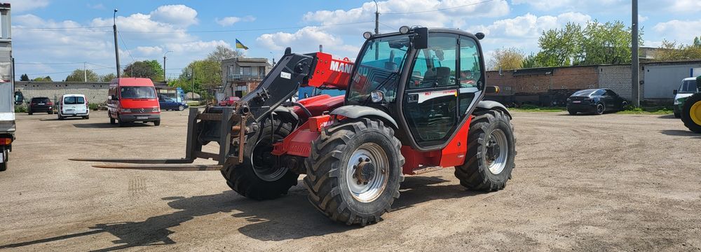 Телескопічний навантажувач маніту manitou