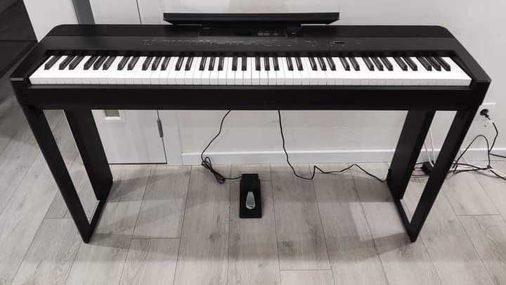 Piano Kawai ES520