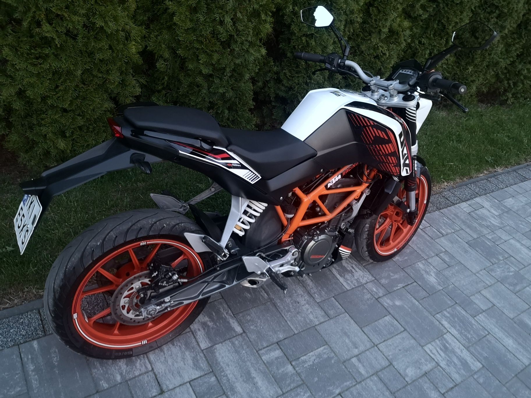 Ktm duke 390 Factory Racing