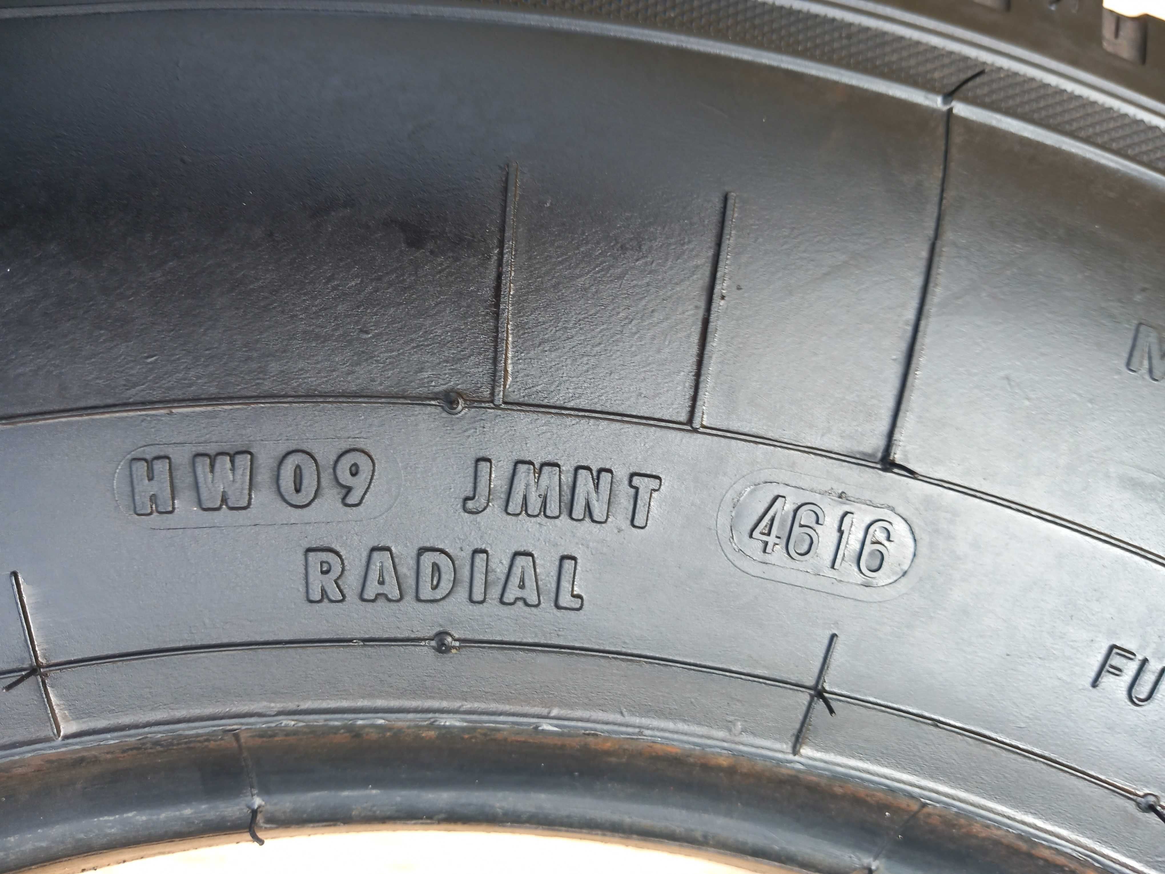 Opona 1x SEMPERIT EURO-STEEL 205/75R17,5C  124/122M , 2017r