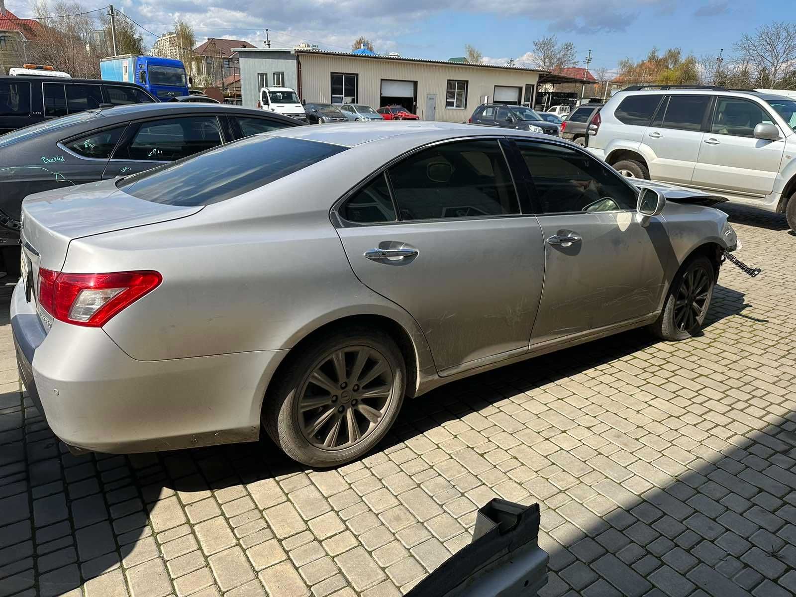 Разборка Lexus ES350 (дверь,крышка.бампер,АКПП)