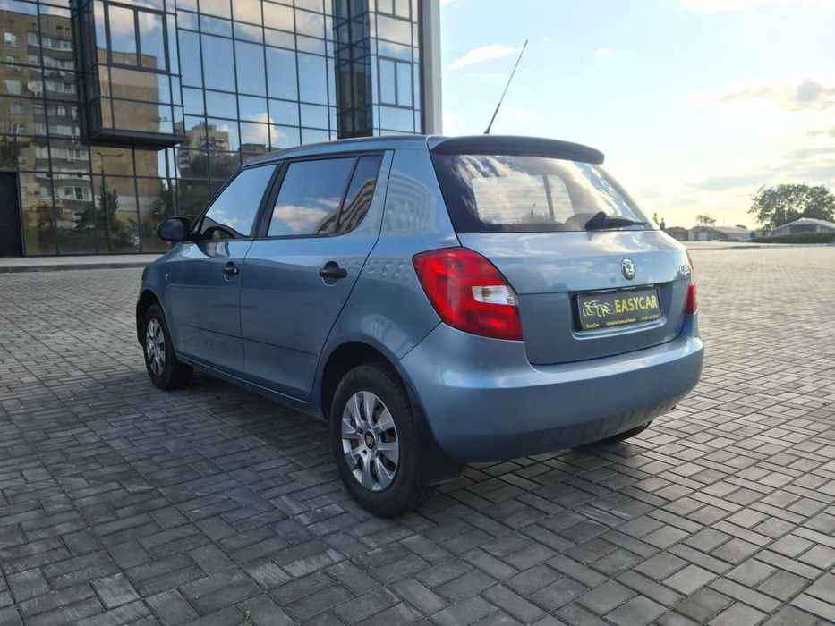 Оренда Авто Шкода Фабія 1.4 Дніпро