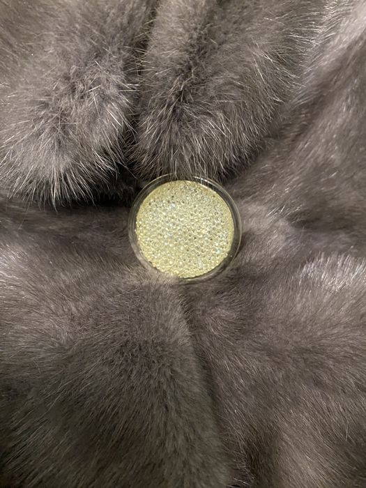 Продам норковую шубу, б/у. Размер S/M