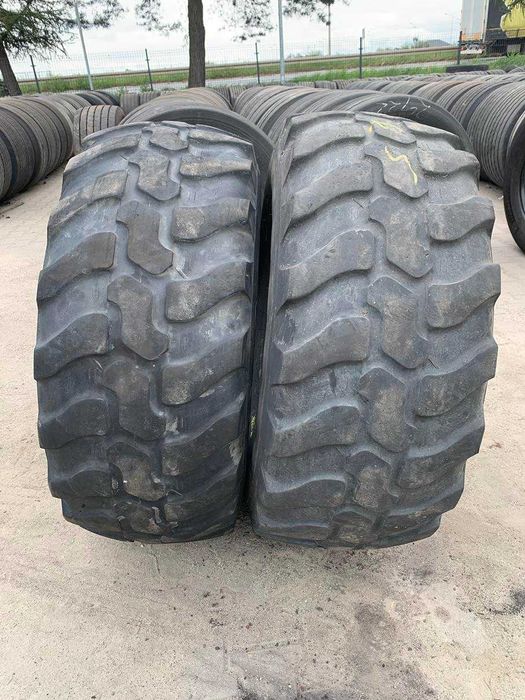Opony używane przemysłowe ładowarka 405/70R18 DUNLOP SP T9