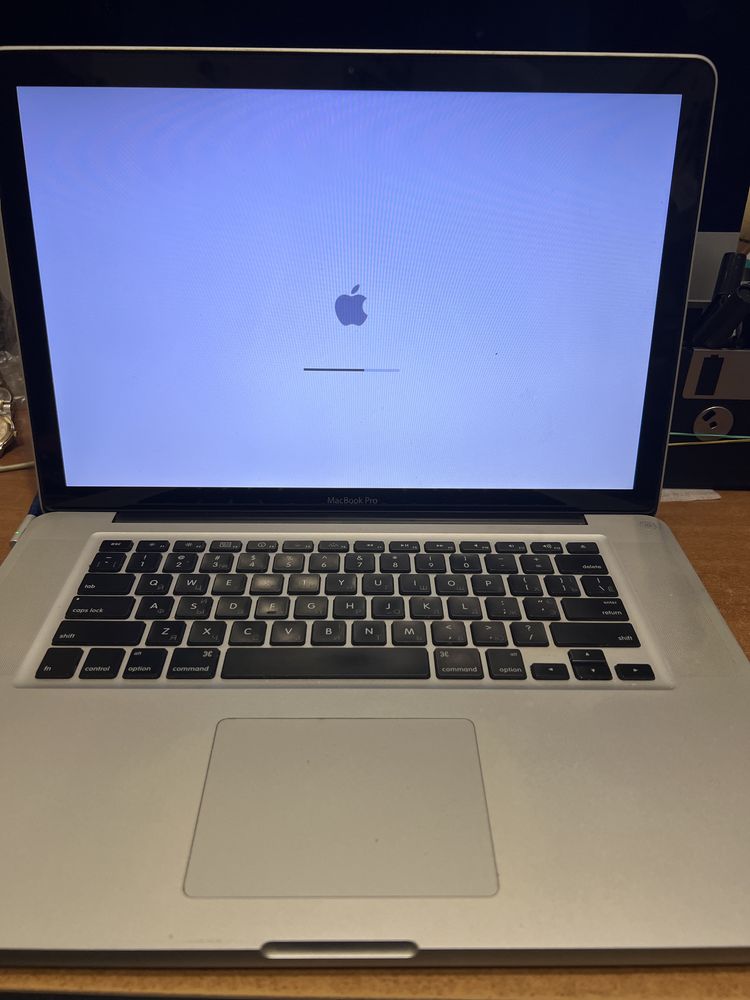 Macbook pro 15” 2011г