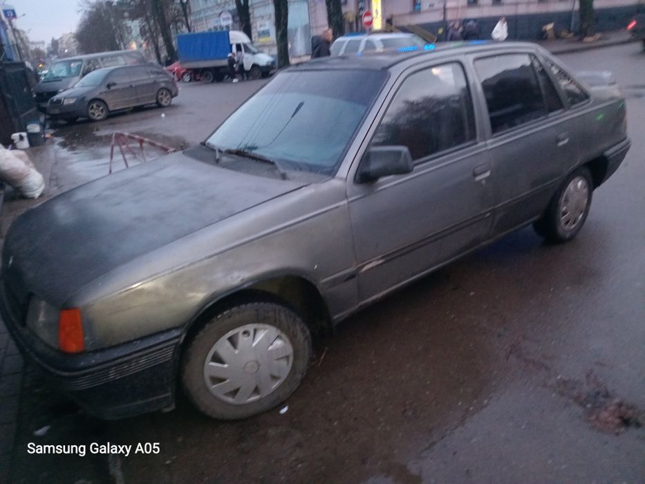 Продам опел кадет