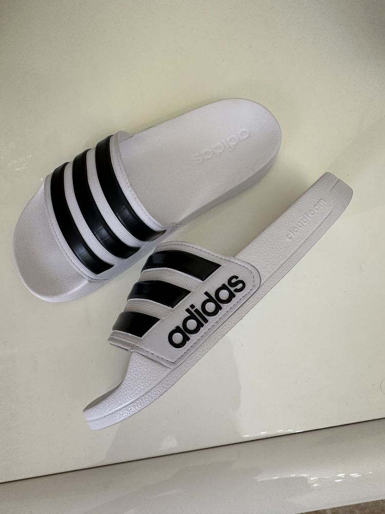 Шлепки adidas оригинал