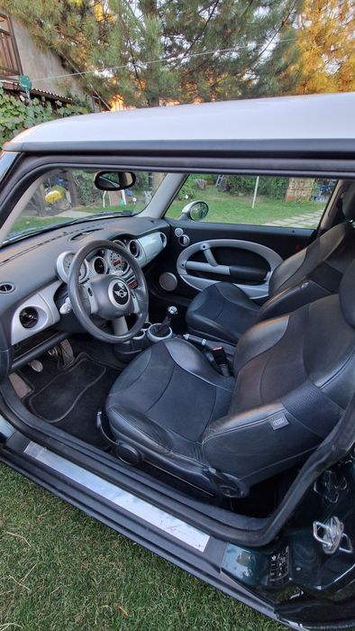 Mini cooper r50 1.6 116km