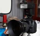 Nikon D90 (7800clics)  c/ Nikon AF Zoom 28-105mm Macro & Flash