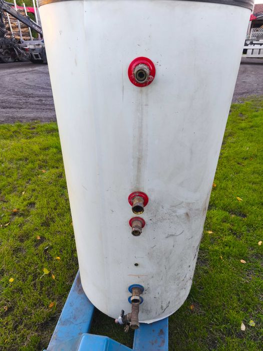 Bojler 300 l stojący