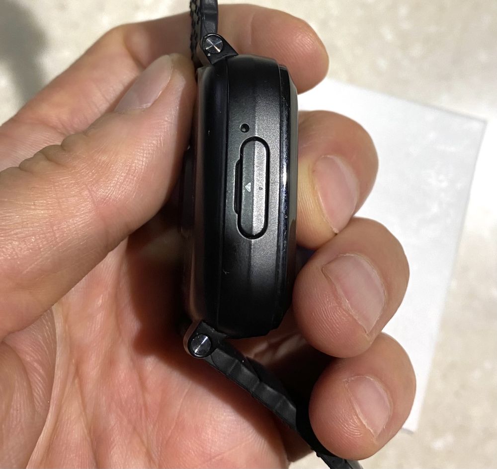 Детские часы с GPS Elari KidPhone 4G голосовой помощник Алиса черные (