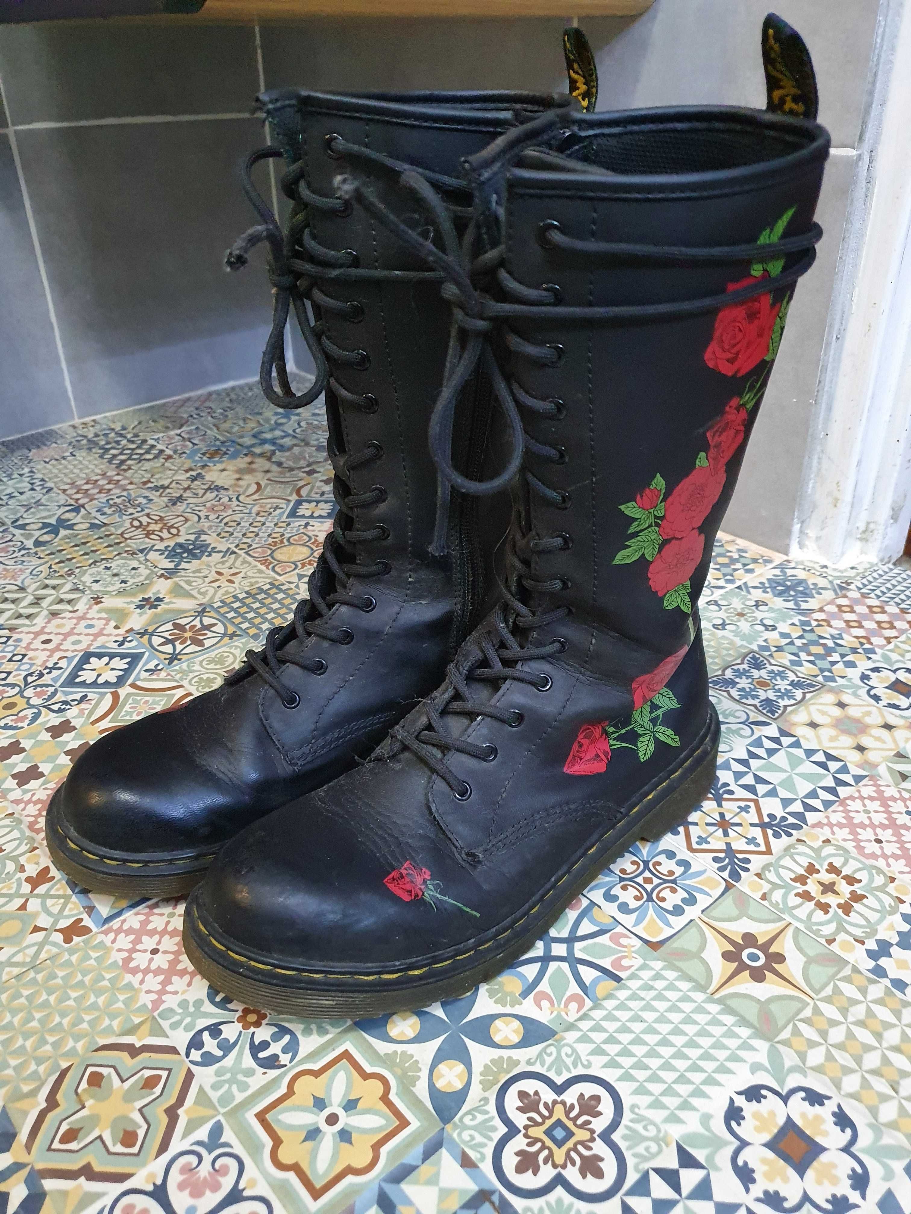 Dr. Martens Vonda 14 Eye Boot - Kozaki sznurowane