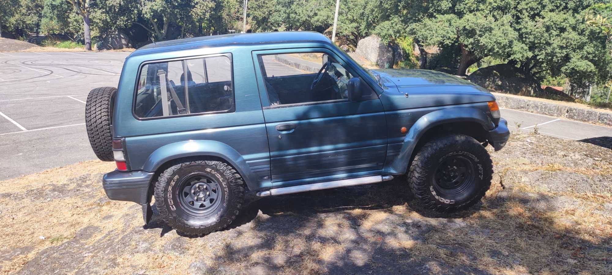 Mitsubishi Pajero GLS (V24) – 2.5 TD 4WD