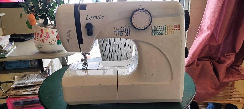 Máquina de Costura