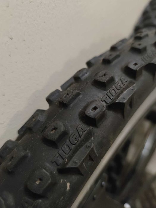 Opony TIOGA FACTORY XC 26x1,95 retro MTB 26"  48-559