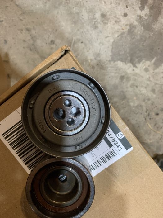 ролики ремня ГРМ Audi 2.6-2.8AAH