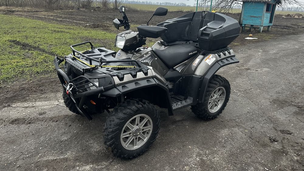 Продам квадроцикл Polaris