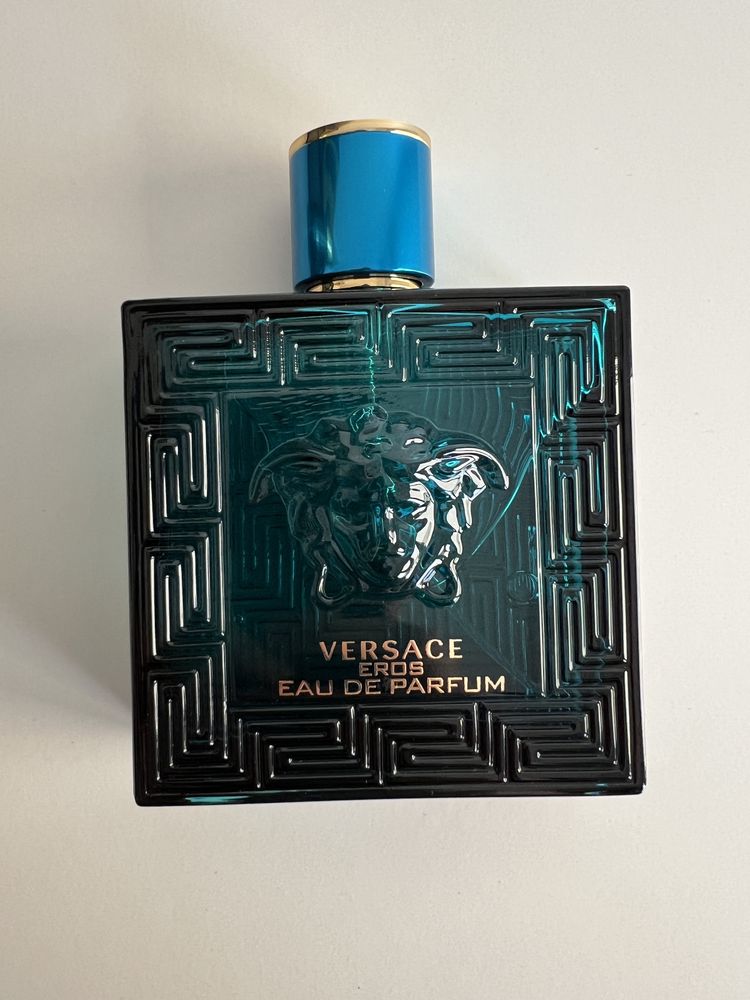 Versace Eros Eau De Parfum 100 ml + 10 ml travel set kosmetyczka