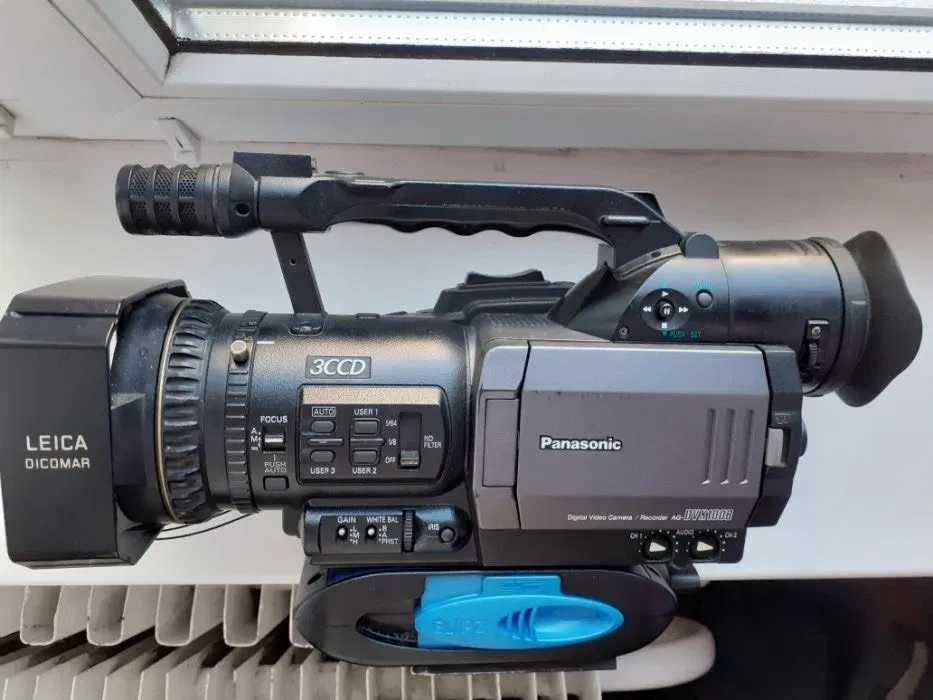 Видеокамера Panasonic NV-MD9000