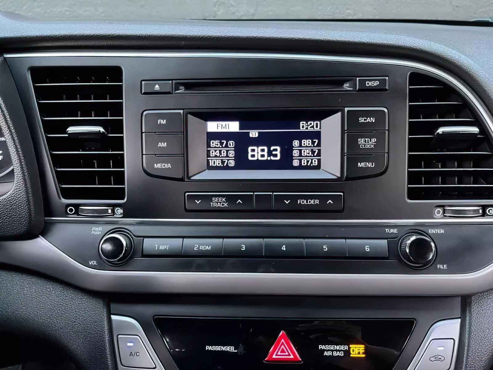 2018 Hyundai Elantra