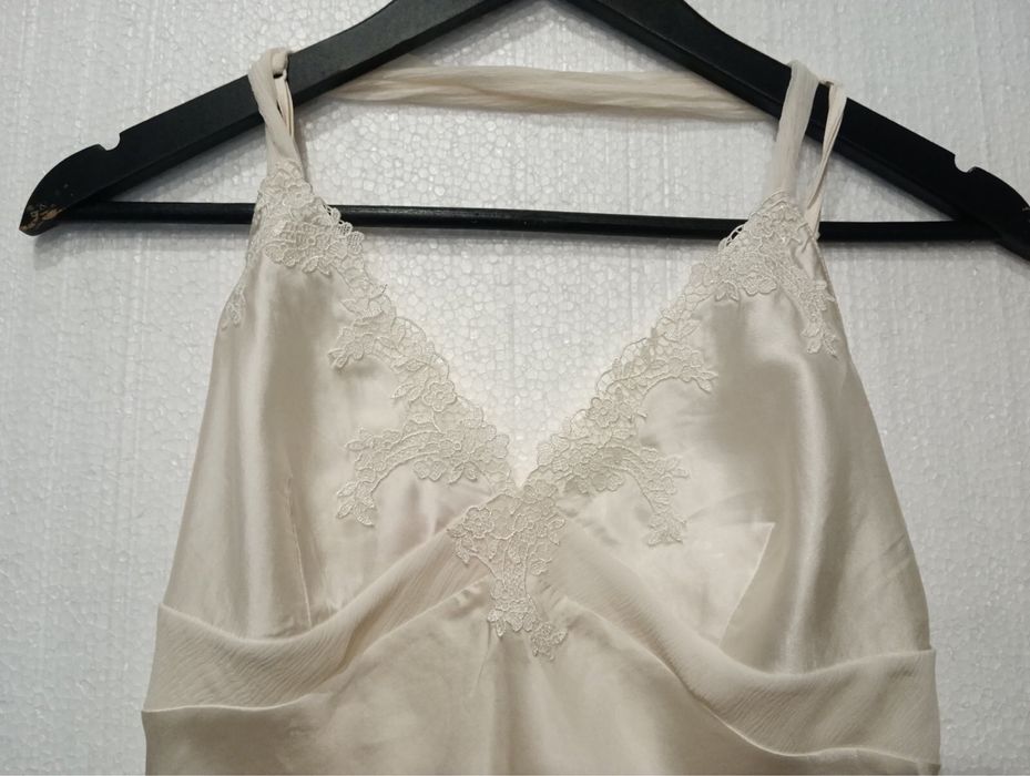 Шовкова вишита нічна сорочка reger by janet reger, la perla