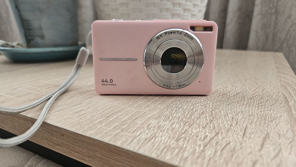 Фотоапарат Sevenat DC403