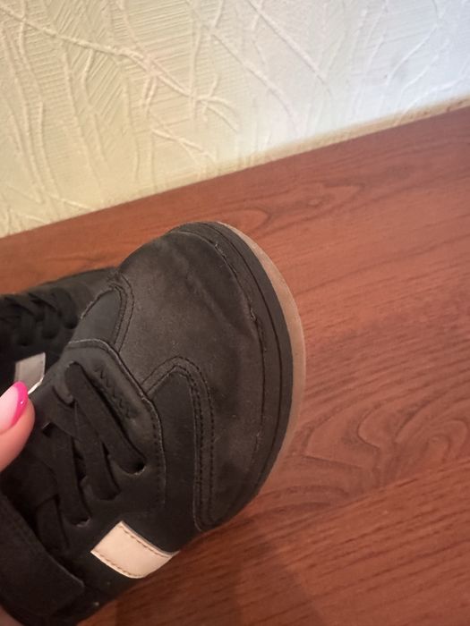 Кросівки H&M, розмір 32