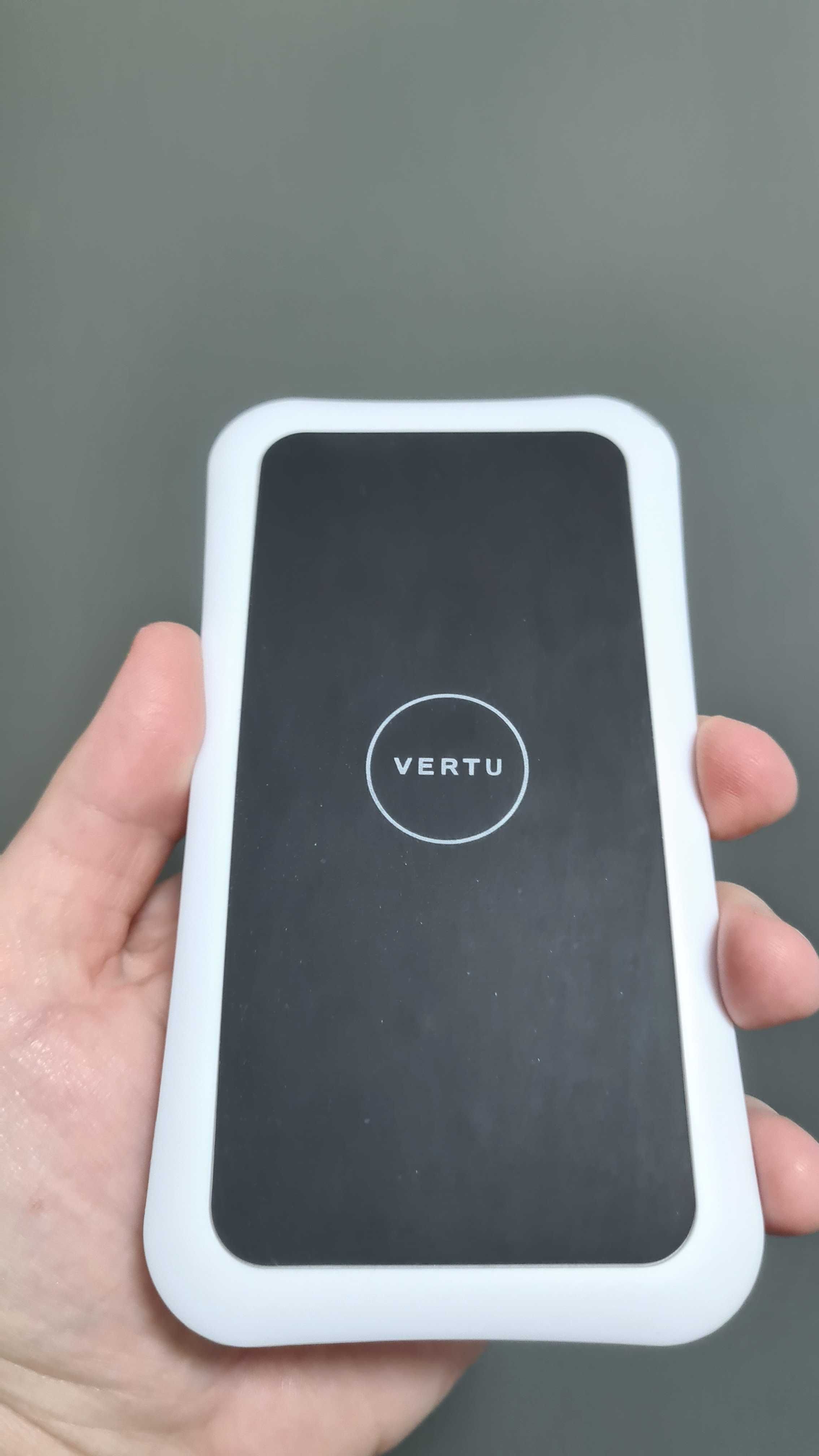 Vertu безпроводная зарядка, iq, зарядная панель, зарядка верту