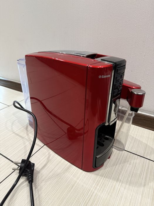 Ekspres do kawy na kapsułki Tchibo Cafissimo Saeco