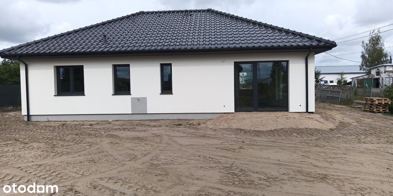 Dom wolnostojący parterowy , działka 751 m.kw.