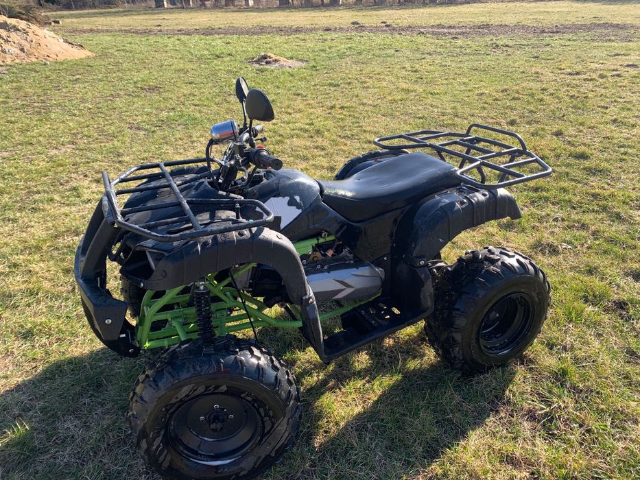Quad 250, automat, hak, pług do śniegu