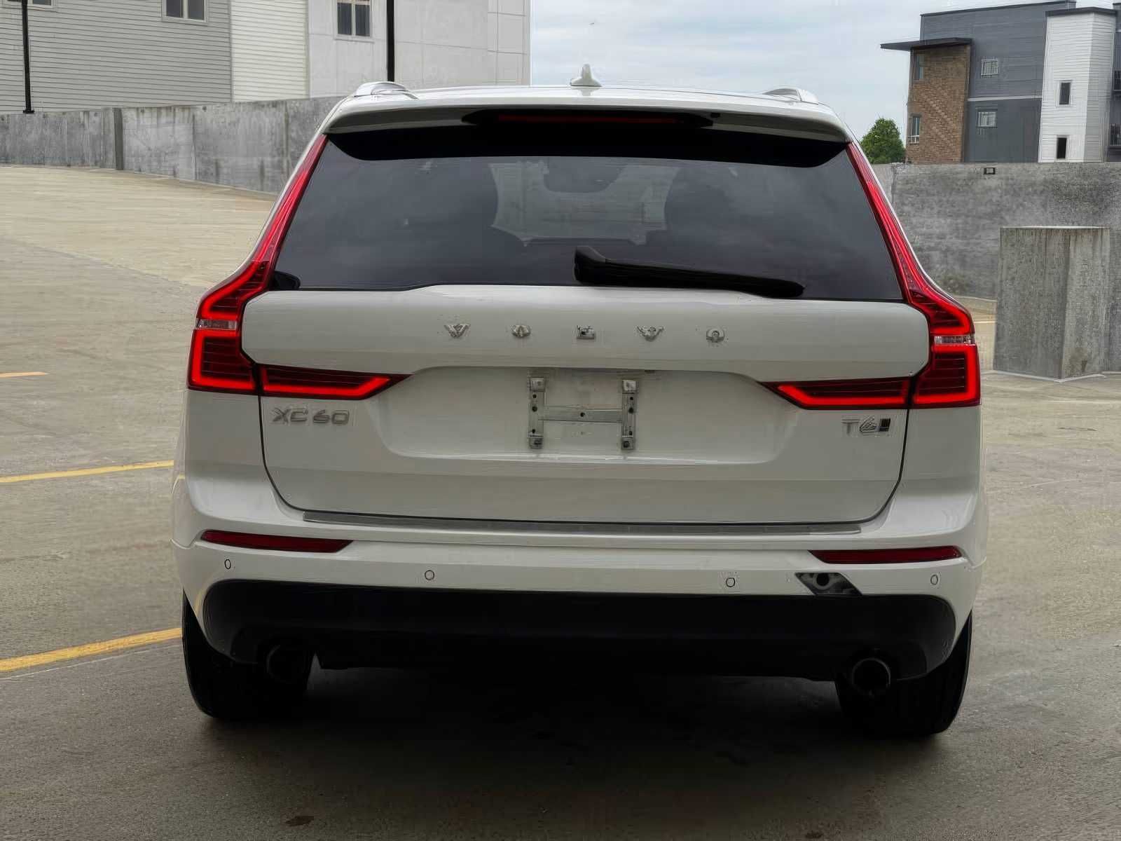 2020 Volvo XC 60 T5 AWD Momentum