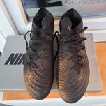 Buty pilkarskie nike