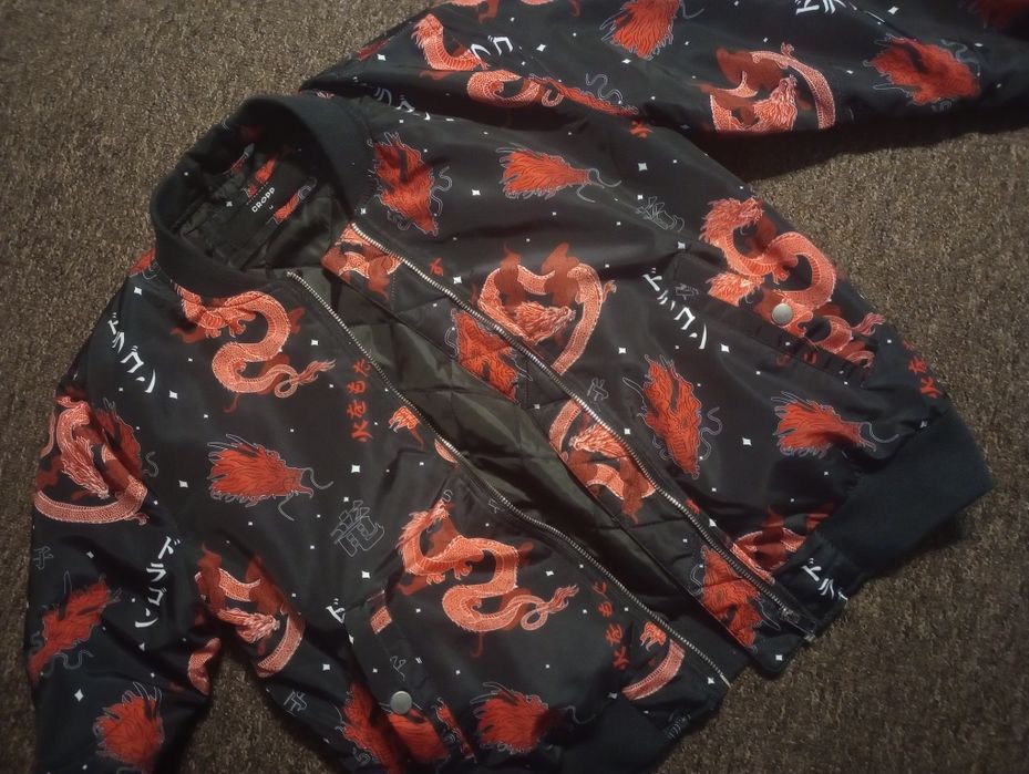 Sprzedam kurtkę bomberkę Cropp M