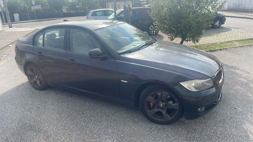 BMW 320D (232000 KM)